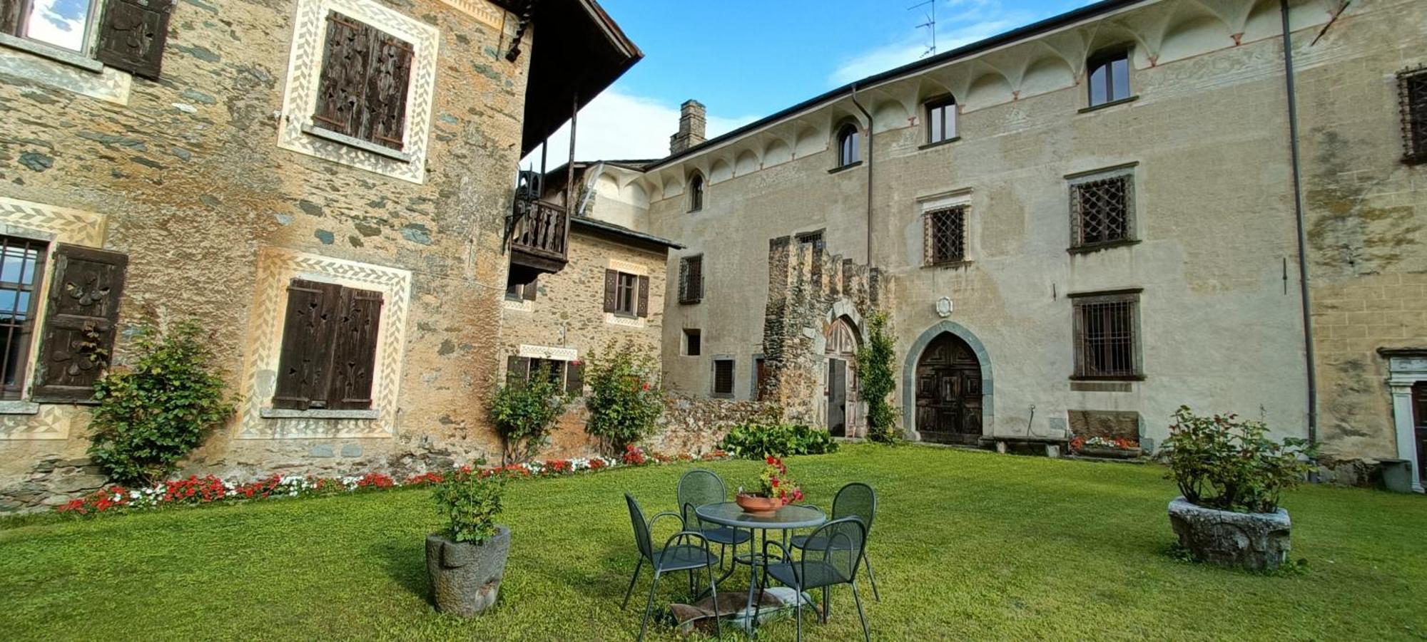 Palazzo Juvalta Bed & Breakfast Teglio Eksteriør bilde