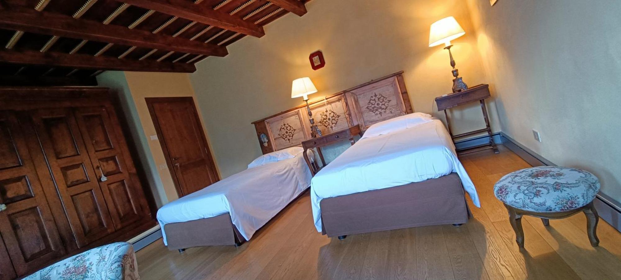 Palazzo Juvalta Bed & Breakfast Teglio Rom bilde